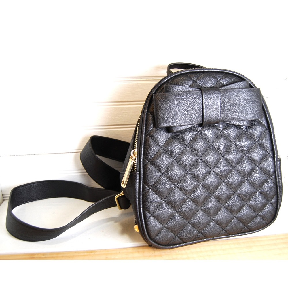 Betsey Johnson Mini Backpack purse Quilted Vegan Leather NWOT‎ Bow Heart charm